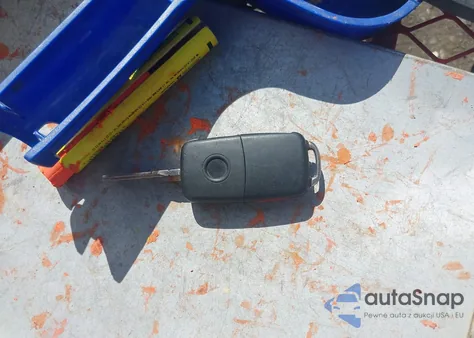 2011 Volkswagen Jetta Sedan S z USA, uszkodzony, nr VIN 3VW2K7AJXBM330034